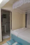Beautiful Spaces Hoteles en Kira Town