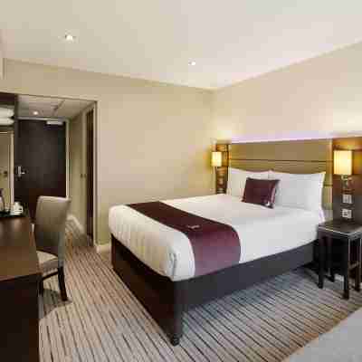 Premier Inn London Edgware Rooms