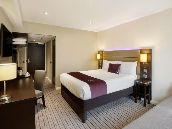 Premier Inn London Southwark (Southwark Station)