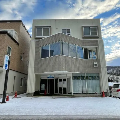 Zenibako House 1f Hotels near Haruka Horse Ranch