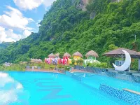Moc Chau Island - Bach Long Glass Bridge Hotels in Moc Chau District