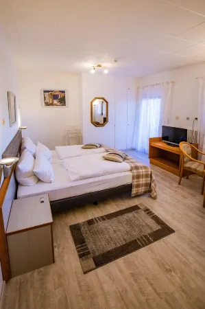 Berghotel Waidmannsheil Отели в г. Вальдек-Франкенберг