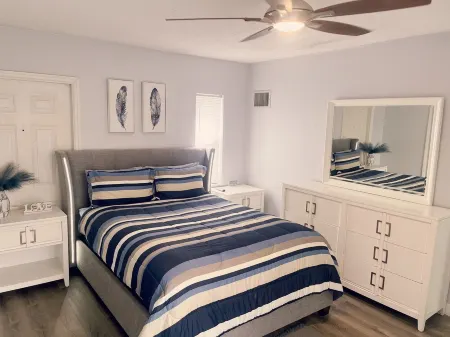 Beautiful Oasis in Fort Lauderdale Отели в г. Дейви