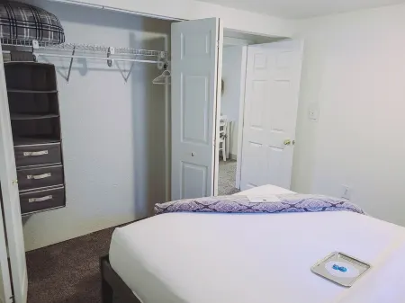 Table Mountain Retreat Отели рядом с достопримечательностью «Маунт Голиат Нэчурал Арея»