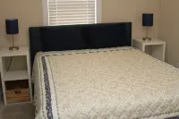 Cute Place 2yrs old near 2 Ski resorts, Many Wineries/Breweries, BR Parkway, . Hotels near Extreme Expressions