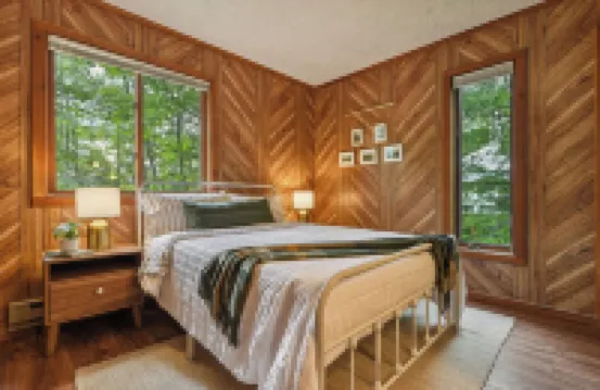 Saw Creek Chalet • Indoor Pools • Firepit • Deck • Gas Grill • by Bushkill Falls