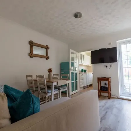West Dartford Teal House