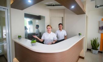 Benrose Hotel