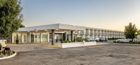 African Sky Harrismith Inn Отели в г. Qwa-Qwa