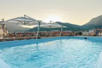 Hotel Diplomat - Rooftop Pools