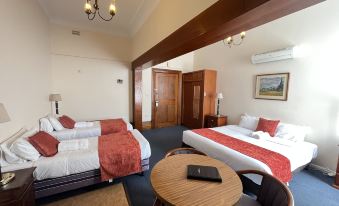Princes Lodge Motel