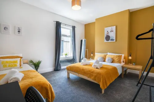 Central 2 Bedroom House-Parking Hotel di Bishop Auckland