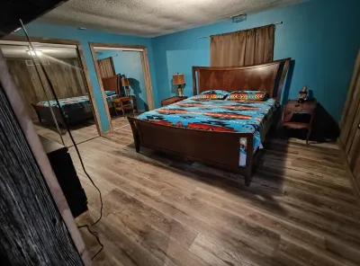 Waterfront Cabin w/ Sunset View, WiFi, HUGE yard, and Fire-pit!