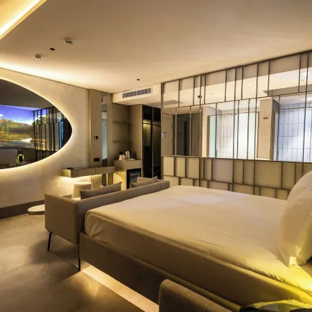 Four Hills Hotel
