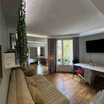 Apparemment Cosy Cœur de Paris Others