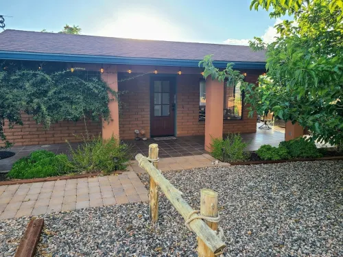 Overlook the valley, hike, wine taste, relax! 2BR Hotels in Cornville