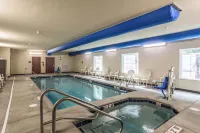 Cobblestone Hotel & Suites - Erie - Pools