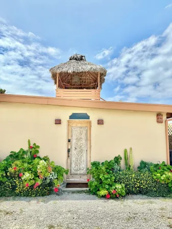 Charming & Luxurious Casita by the Sea!