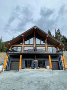 Timberwolf A- New Luxury Lodge *HOT TUB* GAMES ROOM*