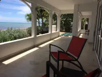 Turtle Bottom luxury beachside villa