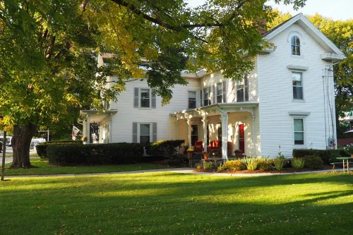 Elegant 19th Century New England 2BR vacation rental at Garfield House