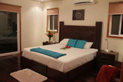 OBLSA # 441  2Bed/2Bath Hotels near Sunbliss Tours & Charters