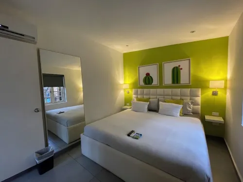 Walk in 3 Min to Beach & Shops & Best Restaurants from Lagoon Studio # 3