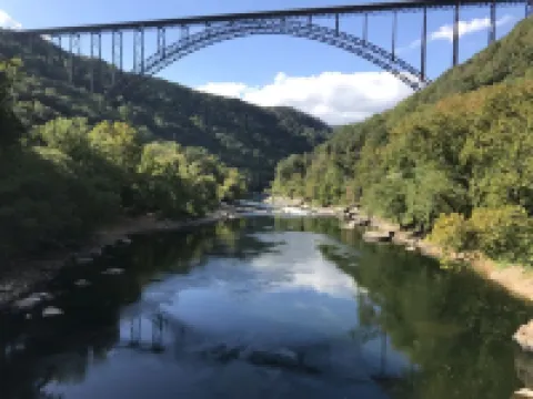 Travelers Rest slps 5 Riverview, near NRG, trails, fishing. NRG, Falls, & more.