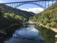 Travelers Rest slps 5 Riverview, near NRG, trails, fishing. NRG, Falls, & more.