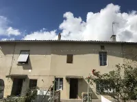 - Quiet house in the countryside, private pool 50m² 10x5 and vegetable garden