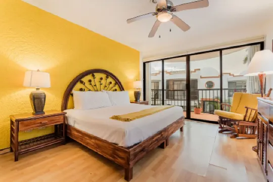 Zoque's Mexican Villa