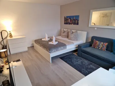 Beautiful studio apartment only 20 minutes from the center of Munich Hotels near St. Jakob