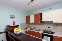 Starry Night - Extra big bed, big bathtub, private parking, sea view, 2 rooms
