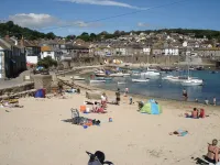 Cobbles Loft in Mousehole Minutes from Harbour
