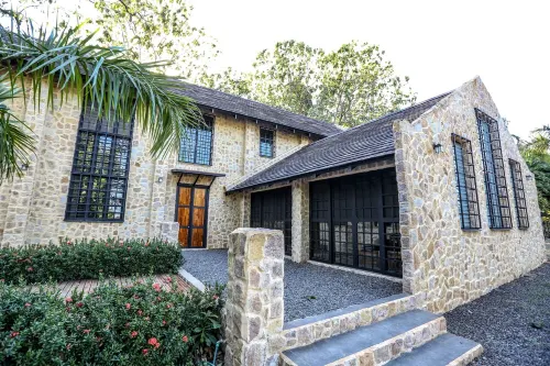 Very Private 3 Bedroom Villa in Tambor Hotels in Tango Mar