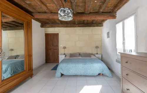 Village house, BBQ, terrace, arbor, near Avignon, St Rémy de Pce
