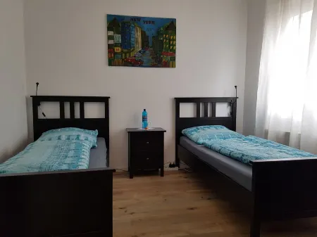 Cozy apartment on the beautiful harbor of Wiesbaden-Schierstein Отели в г. Висбаден