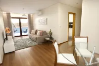Like-Home - Apt 1 bedroom, with terrace - Parque das Nações Hotels in Loures