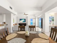 Charming 2-bedroom corner deluxe condo in Cupecoy with ocean and sunset view