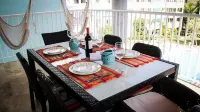 Beachfront Playa Turquesa 2 BR/2 BA Penthouse Condo W/Rooftop 50mbps WIFI