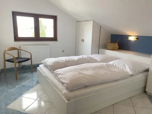 180sqm apartment with sea view, 300m to the beach, garden