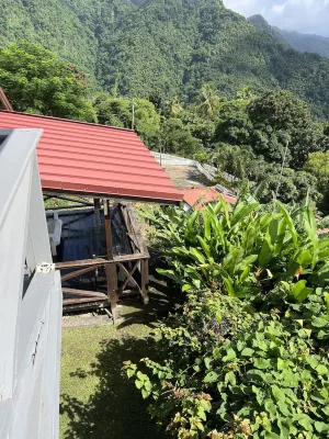 The Cottage - Unit 2