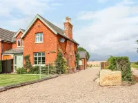 Chippers Cottage Hotels in Woodhall Spa