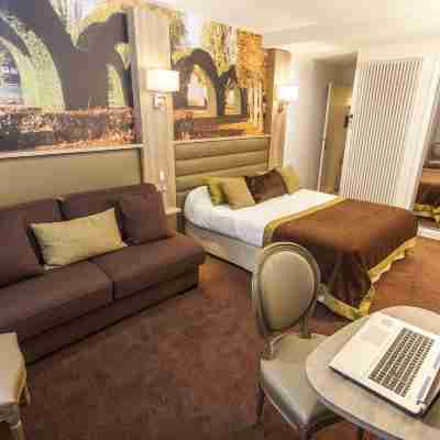 Logis Hôtel le Christina Rooms