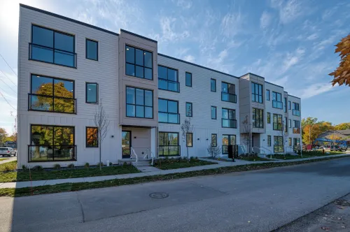 West Bay View: Penthouse Condo in Traverse City - 4-Star