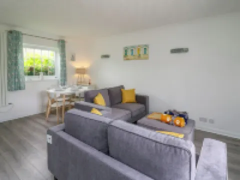 Sea Rose Hotels in Cardigan