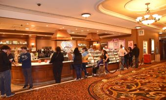 Grand Colonial B&B