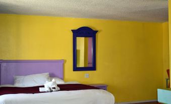 9 Palms Inn