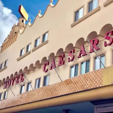 Hotel Caesars