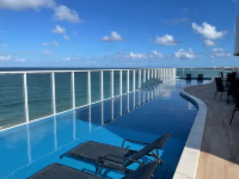 RN スタジオ プレミアム 403 - ビスタ マール